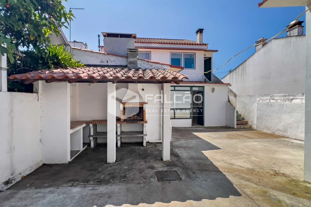 Moradia T5 para Venda em Golegã Foto 5