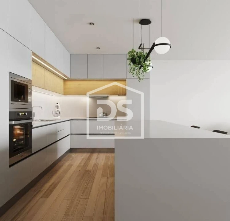 Apartamento T4 para Venda em São Martinho Foto 2