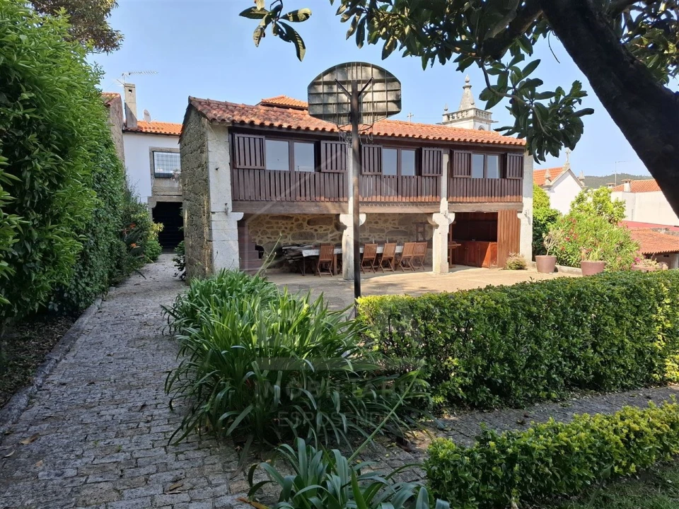 Moradia T5 para Venda em Palmeira de Faro e Curvos Foto 2