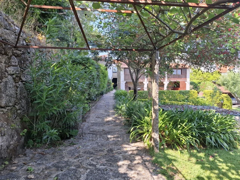 Moradia T5 para Venda em Palmeira de Faro e Curvos Foto 3