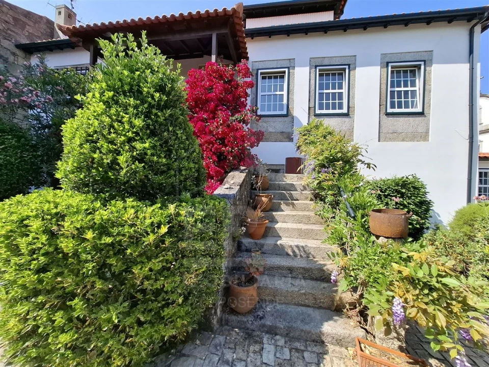 Moradia T5 para Venda em Palmeira de Faro e Curvos Foto 10