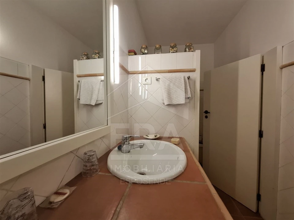 Moradia T5 para Venda em Palmeira de Faro e Curvos Foto 18