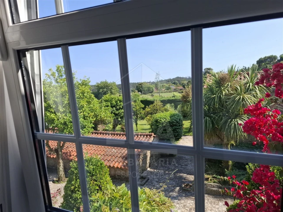 Moradia T5 para Venda em Palmeira de Faro e Curvos Foto 20