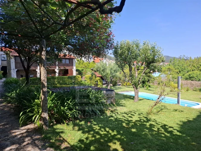 Moradia T5 para Venda em Palmeira de Faro e Curvos Foto 4