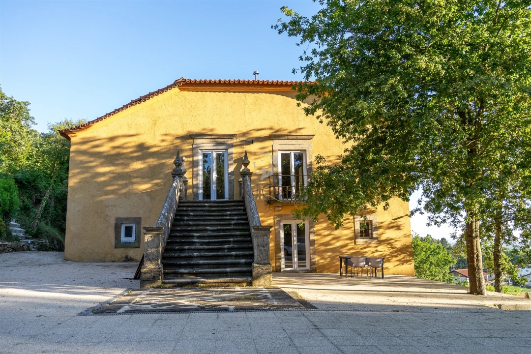 Moradia T6 para Venda em Pinheiro da Bemposta, Travanca e Palmaz Foto 3