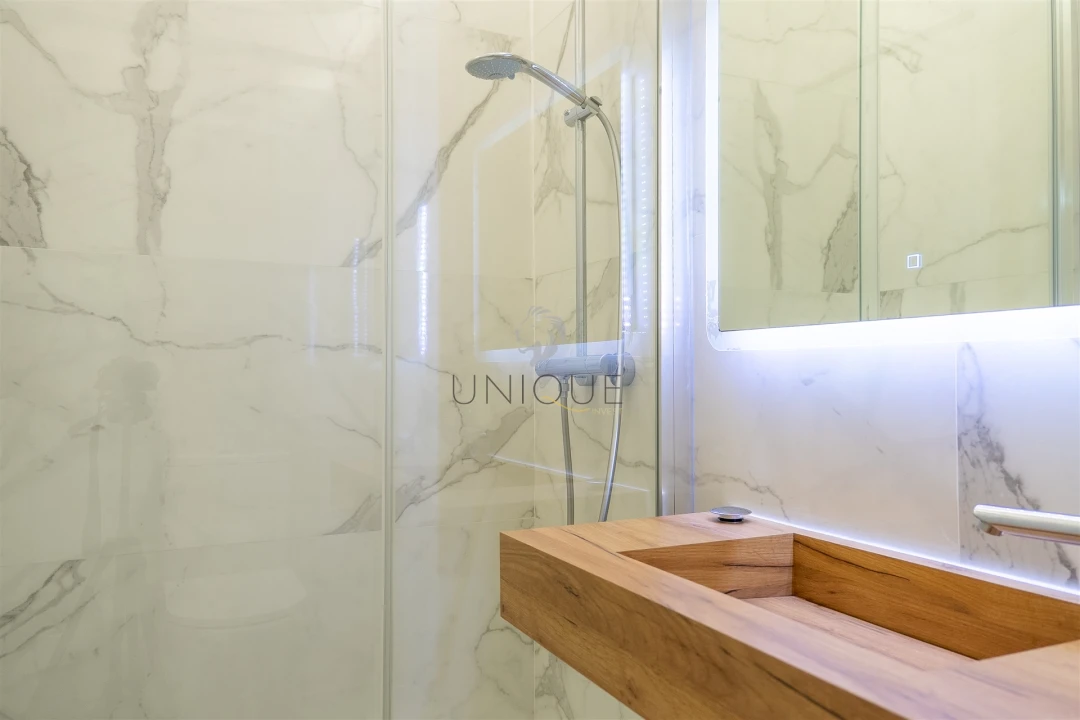 Moradia T6 para Venda em Pinheiro da Bemposta, Travanca e Palmaz Foto 11