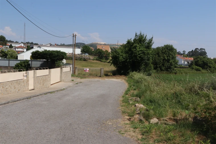 Terreno para Venda em Lustosa e Barrosas (Santo Estêvão) Foto 2