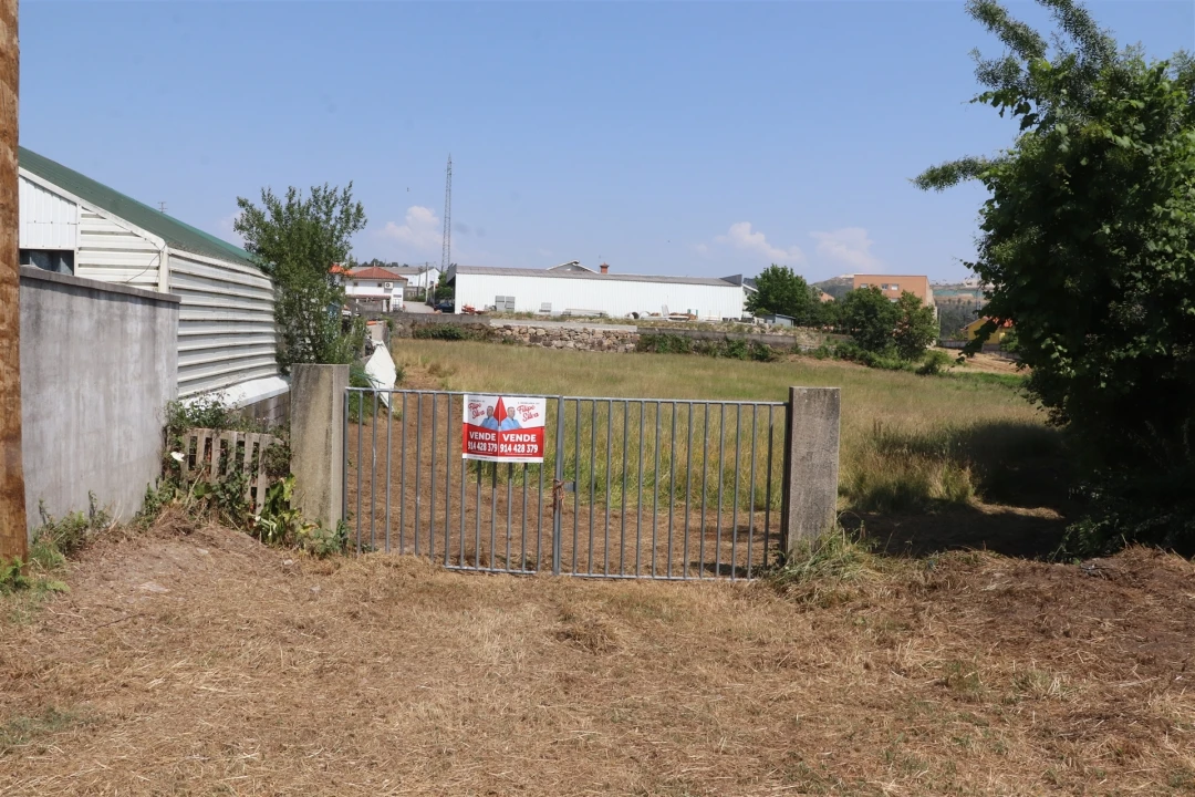 Terreno para Venda em Lustosa e Barrosas (Santo Estêvão) Foto 3
