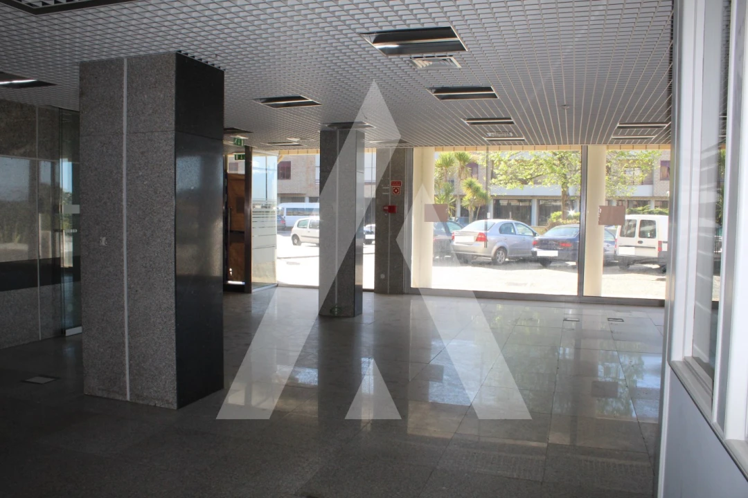 Loja para Venda em Cortegaça Foto 7