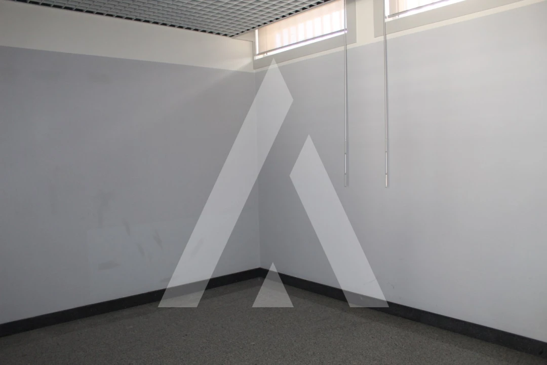 Loja para Venda em Cortegaça Foto 17