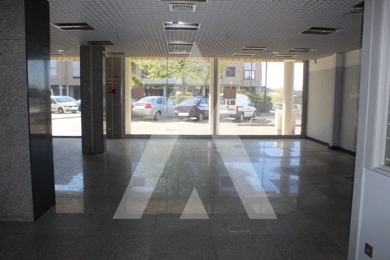 Loja para Venda em Cortegaça Foto 6