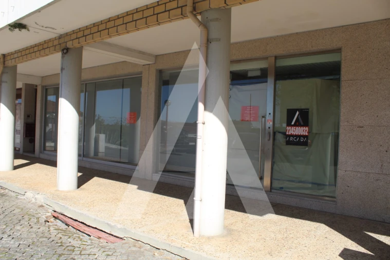 Loja para Venda em Cortegaça Foto 20