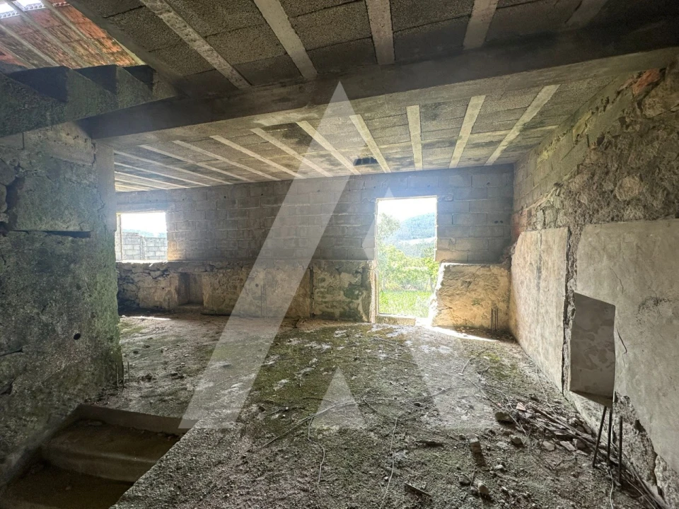 Moradia T2 para Venda em Talhadas Foto 9