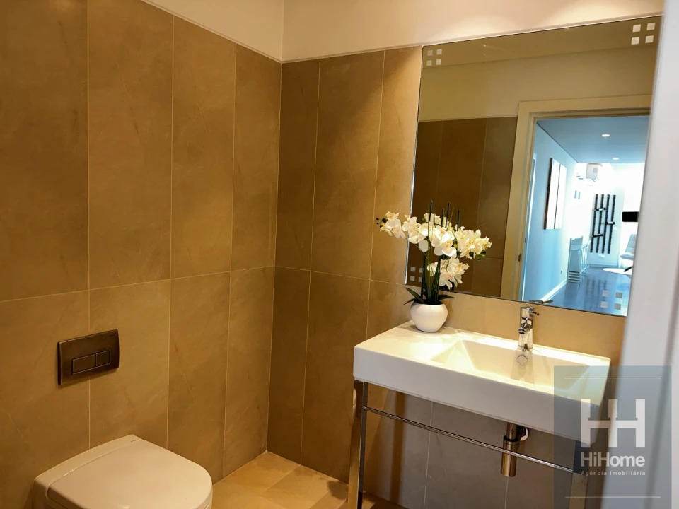 Apartamento T4 para Venda em Funchal (Se) Foto 7