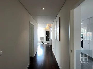 Apartamento T4 para Venda em Funchal (Se)