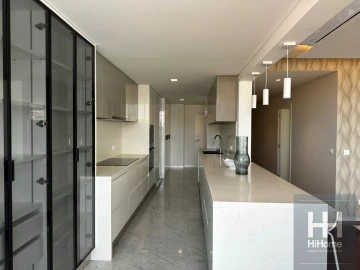 Apartamento T4 para Venda em Funchal (Se)