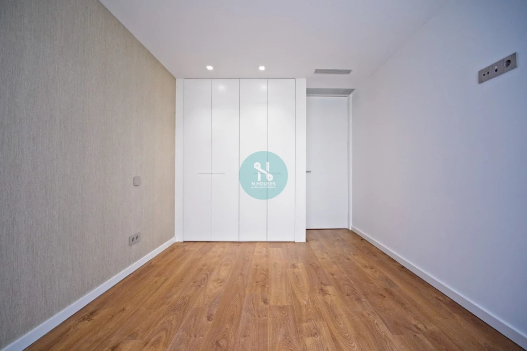 Apartamento T4 para Venda em Nogueira, Fraião e Lamaçães Foto 26