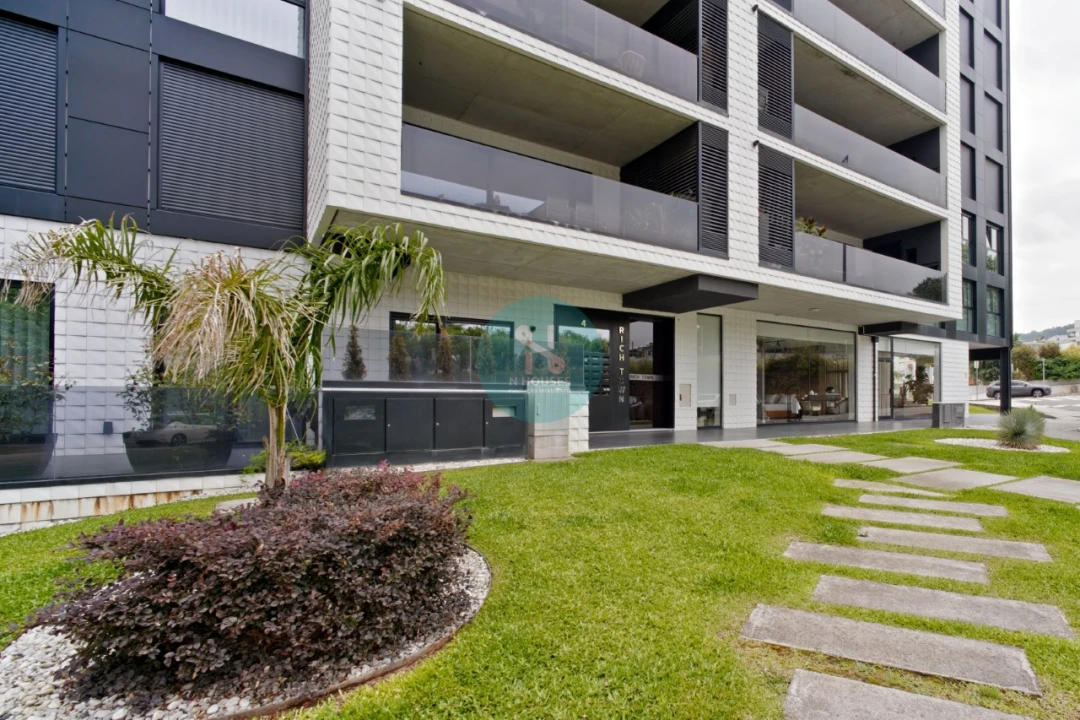 Apartamento T4 para Venda em Nogueira, Fraião e Lamaçães Foto 52