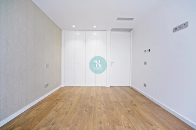 Apartamento T4 para Venda em Nogueira, Fraião e Lamaçães