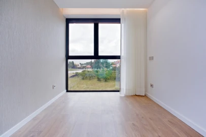Apartamento T4 para Venda em Nogueira, Fraião e Lamaçães