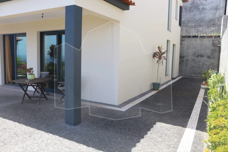 Moradia T3 para Venda em Monte Foto 9