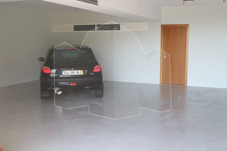 Moradia T3 para Venda em Monte Foto 27