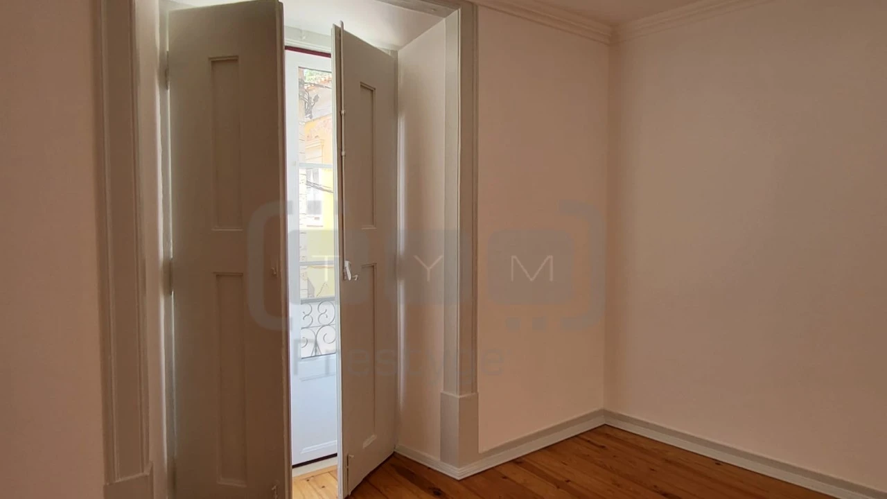 Escritório para Arrendamento em São João Baptista e Santa Maria dos Olivais Foto 3