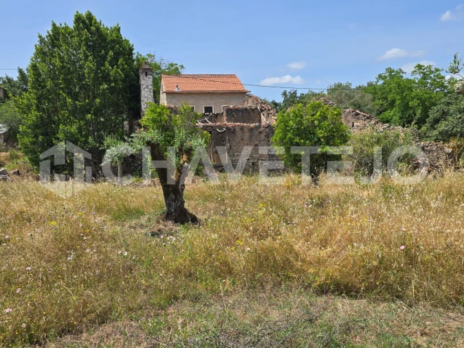 Moradia T2 para Venda em Areias e Pias Foto 9