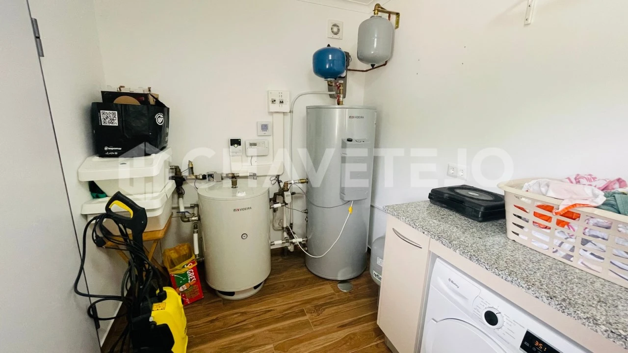 Quinta T4 para Venda em Pousaflores Foto 18