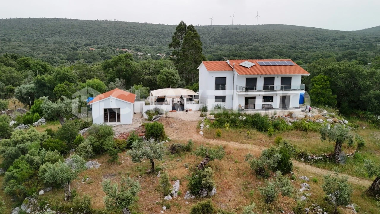 Quinta T4 para Venda em Pousaflores Foto 38