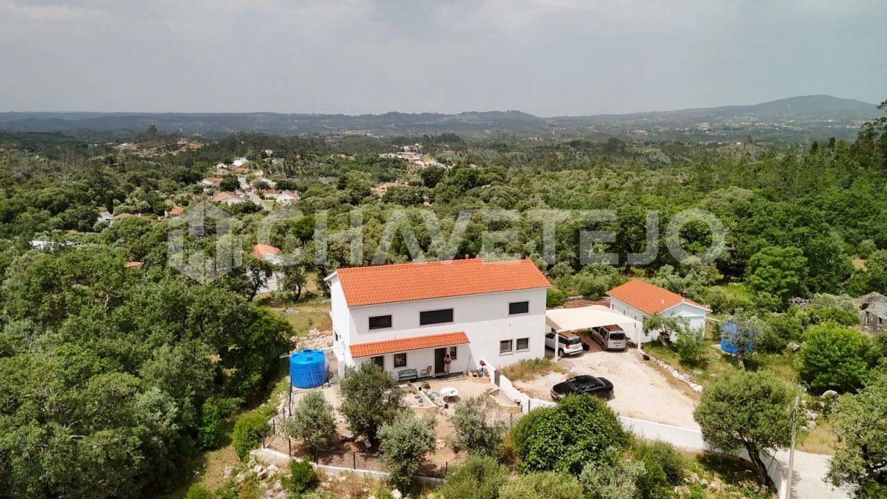 Quinta T4 para Venda em Pousaflores Foto 47