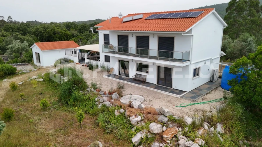 Quinta T4 para Venda em Pousaflores Foto 4