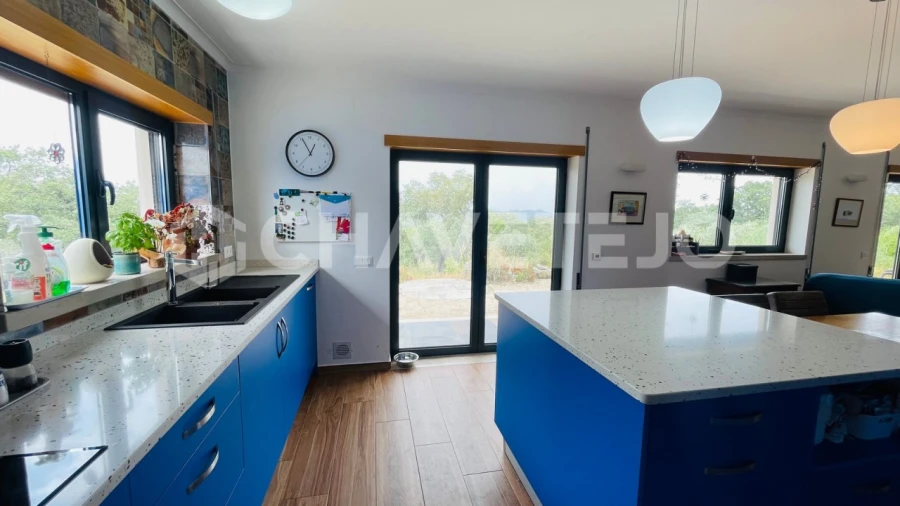 Quinta T4 para Venda em Pousaflores Foto 12