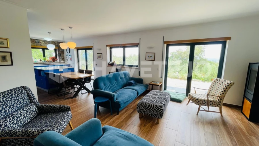 Quinta T4 para Venda em Pousaflores Foto 14