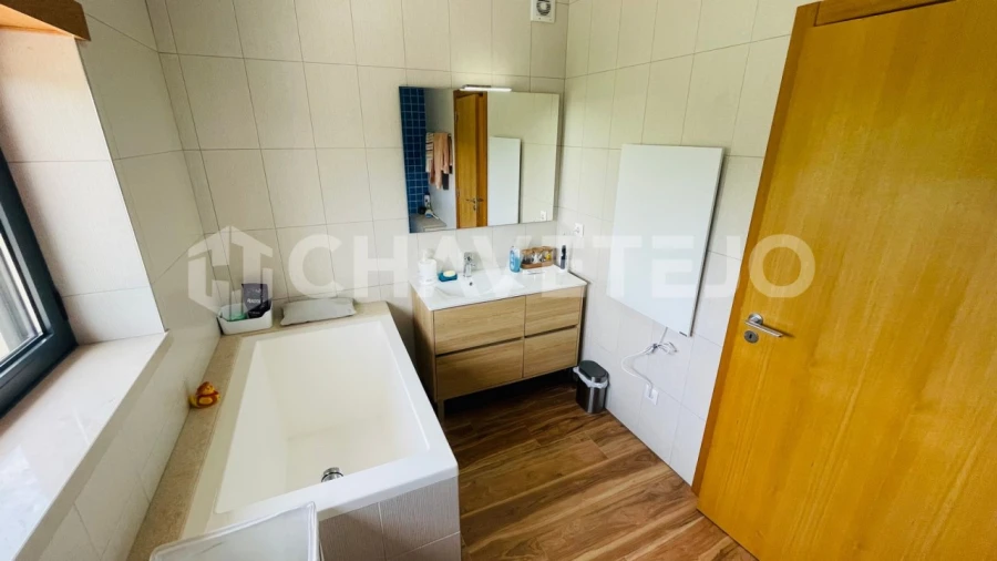 Quinta T4 para Venda em Pousaflores Foto 31