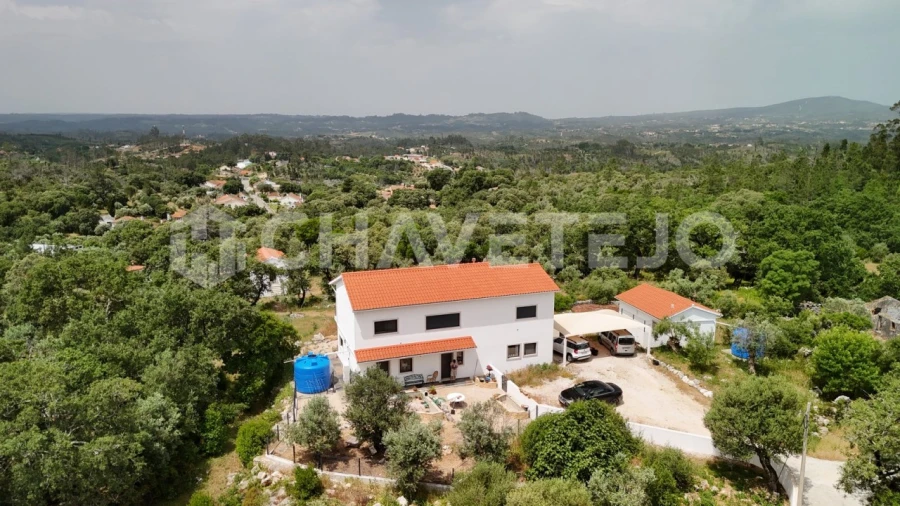 Quinta T4 para Venda em Pousaflores Foto 47