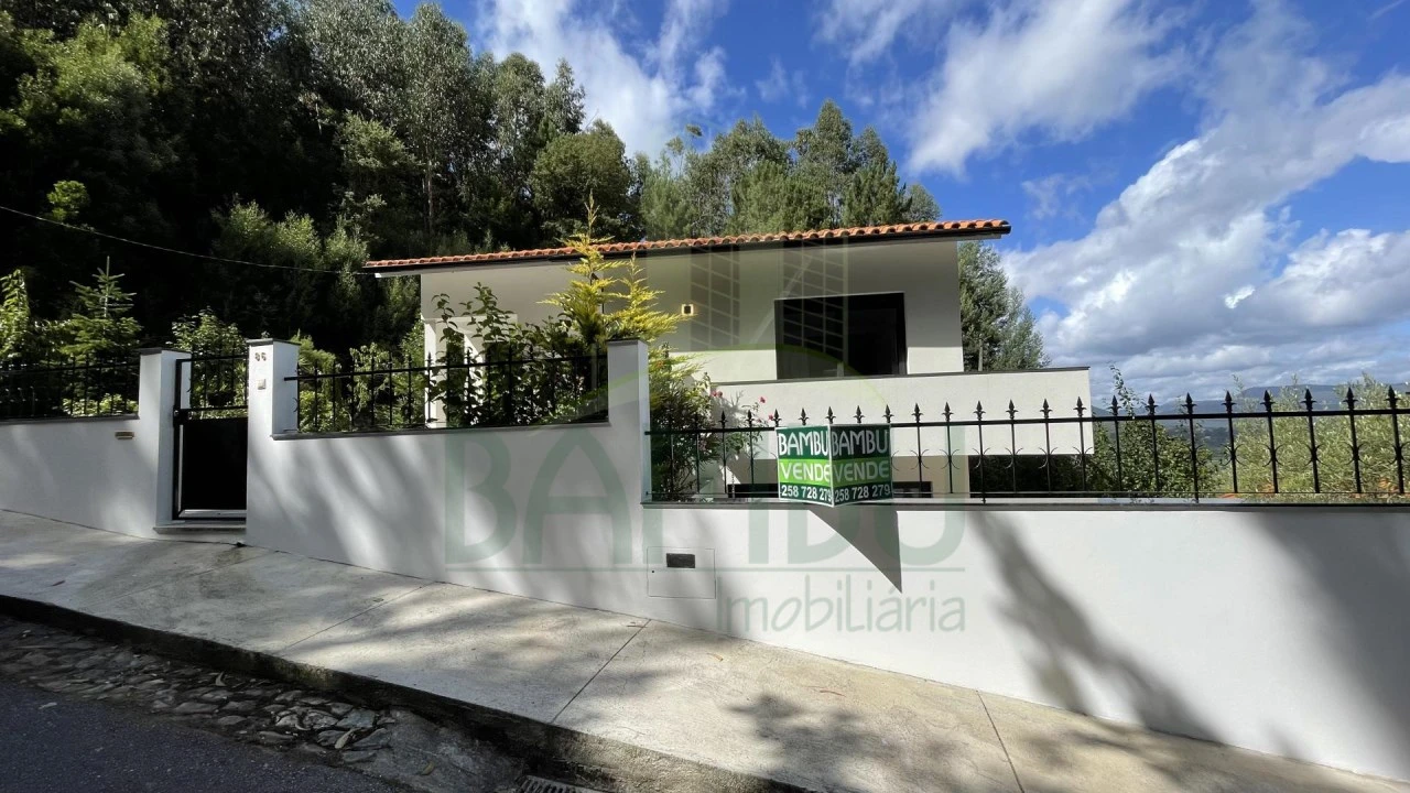 Moradia T4 para Venda em Caminha (Matriz) e Vilarelho Foto 3