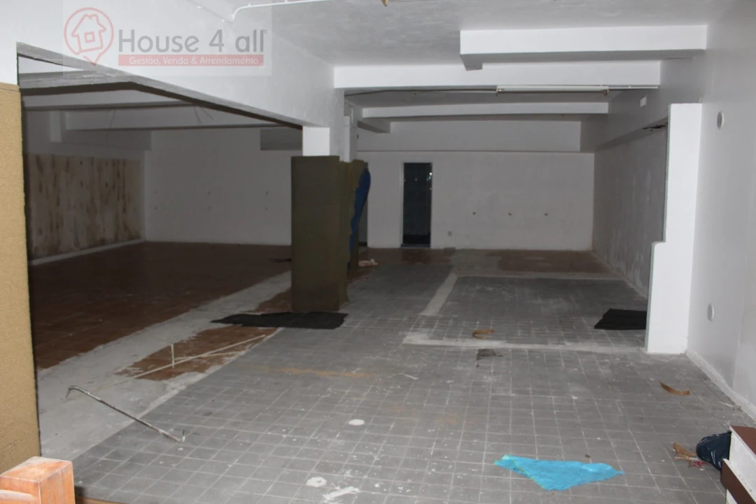 Loja para Venda em Caldas da Rainha - Santo Onofre e Serra do Bouro Foto 3