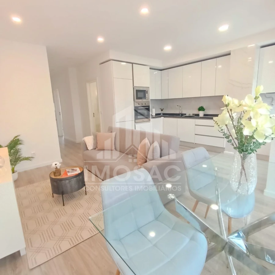 Apartamento T3 para Venda em Penha de França Foto 1