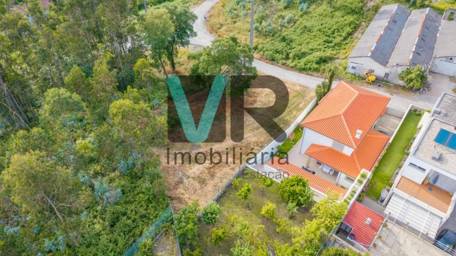Terreno para Venda em Vale (São Cosme), Telhado e Portela