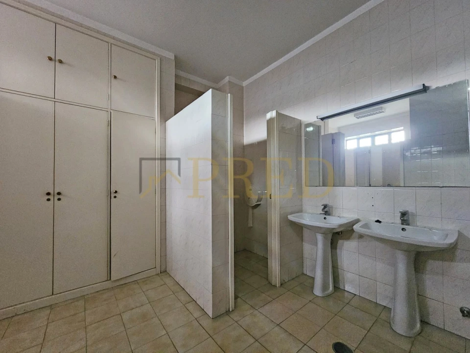 Escritório para Arrendamento em Pedroso e Seixezelo Foto 10