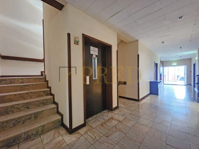 Escritório para Arrendamento em Pedroso e Seixezelo Foto 8