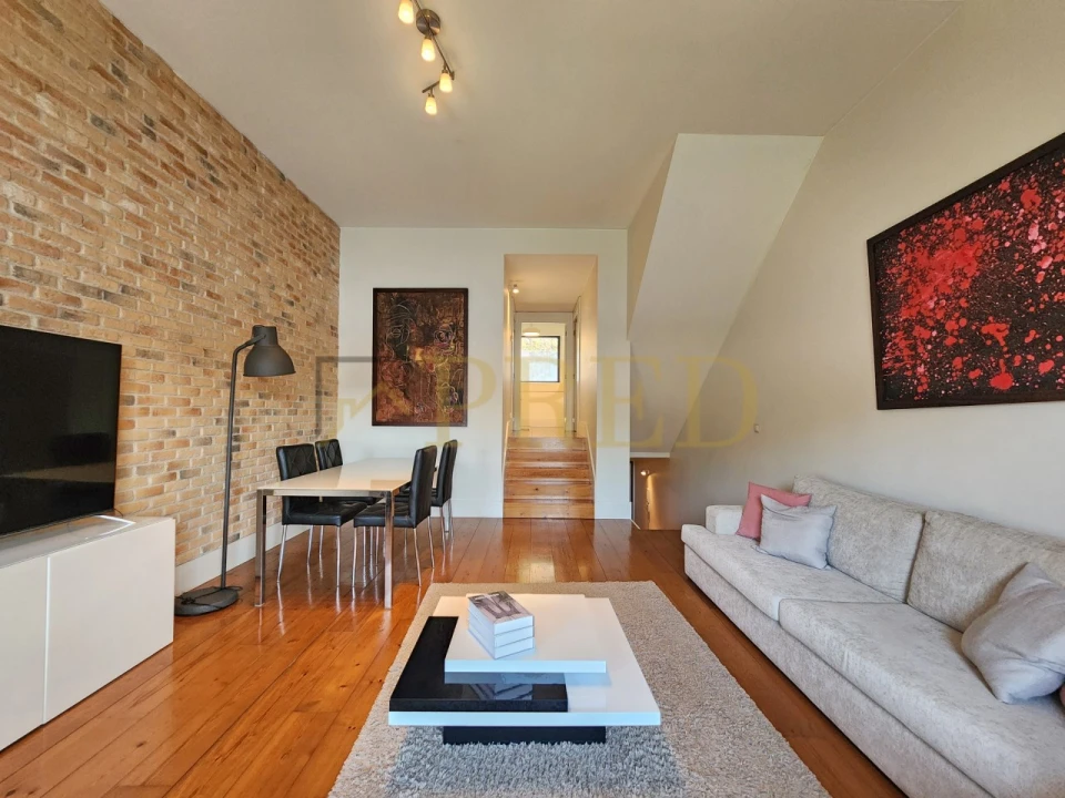 Apartamento T2 para Arrendamento em Santa Marinha e São Pedro da Afurada Foto 2