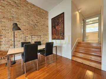 Apartamento T2 para Arrendamento em Santa Marinha e São Pedro da Afurada