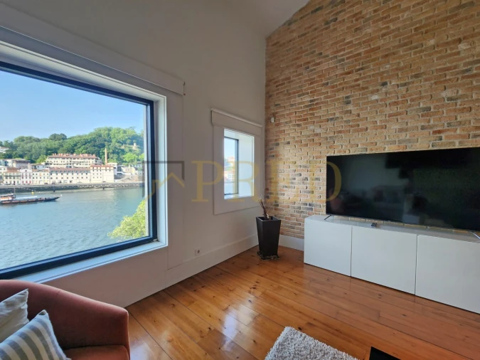 Apartamento T2 para Arrendamento em Santa Marinha e São Pedro da Afurada Foto 3