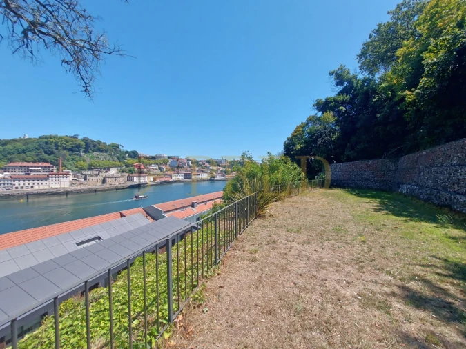 Apartamento T2 para Arrendamento em Santa Marinha e São Pedro da Afurada Foto 24
