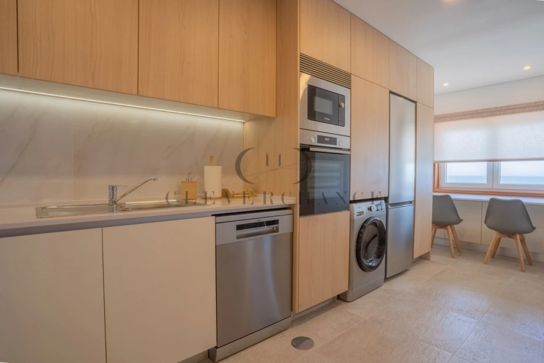 Moradia T3 para Venda em São Felix da Marinha Foto 10