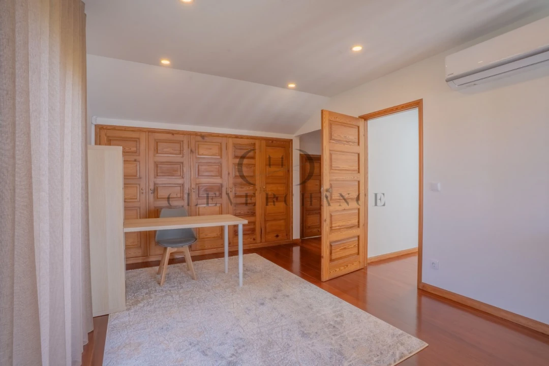 Moradia T3 para Venda em São Felix da Marinha Foto 31
