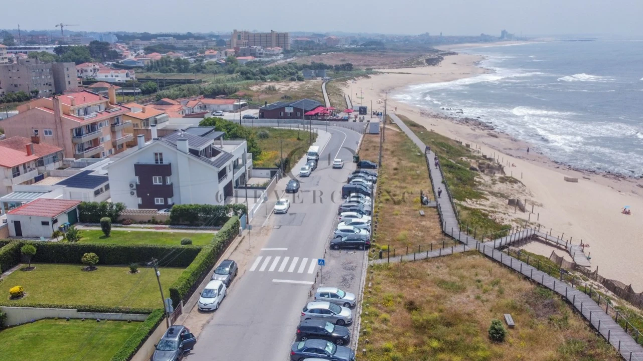 Moradia T3 para Venda em São Felix da Marinha Foto 43