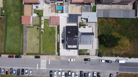 Moradia T2 para Venda em São Felix da Marinha